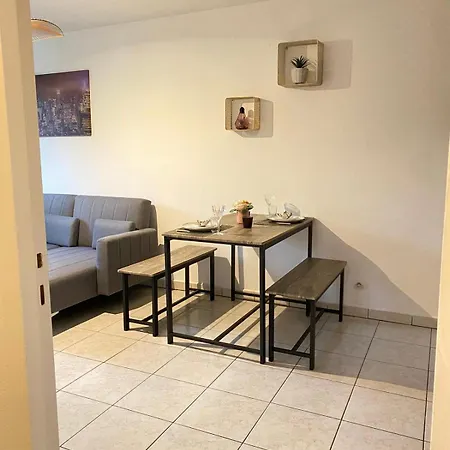 Le Clos De Cattenom Luxembourg Апартаменты *